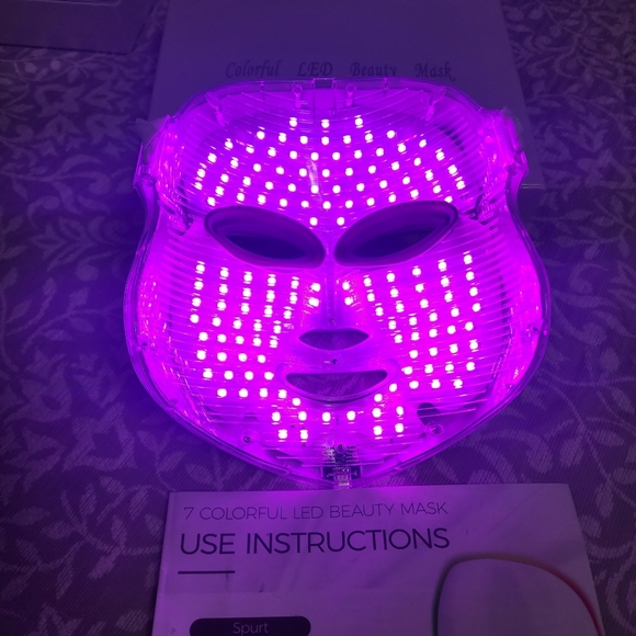 LED Facial Mask - Picture 3 of 9
